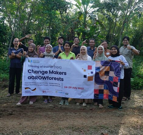 Training of trainer - Group (© Fairfood)