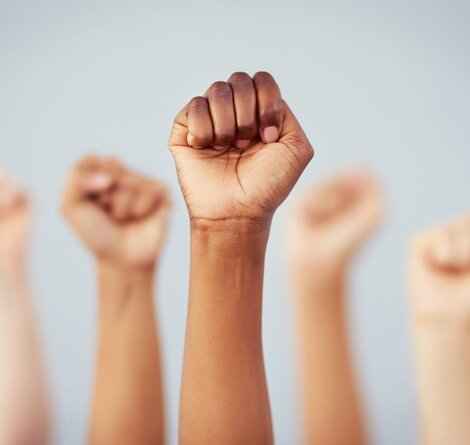 © iStock / LaylaBird